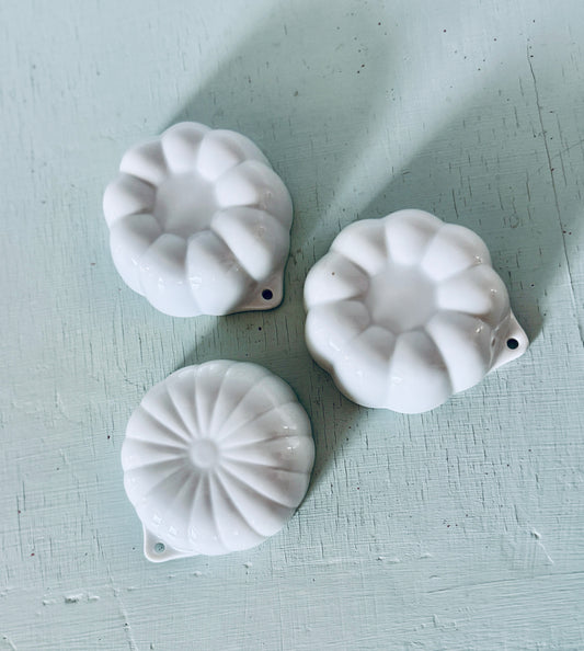 Set of 3 Porcelain Jelly Moulds or Trinket Dishes