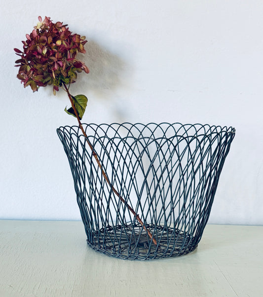 Vintage-style Wire Basket or Flower Pot