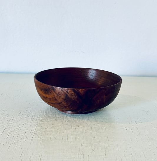 Walnut Hand-turned Bowl